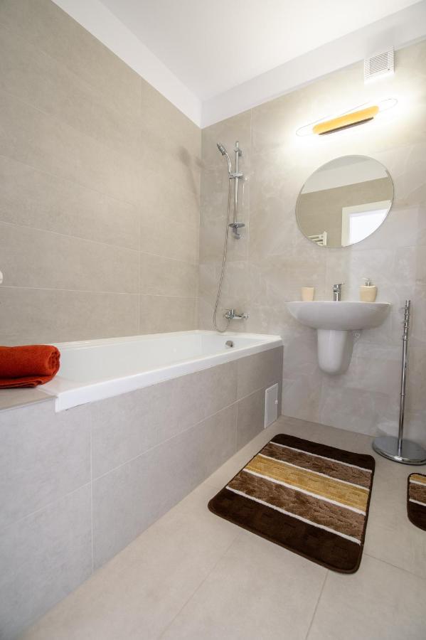 Claseb Apartment Тимишоара Экстерьер фото